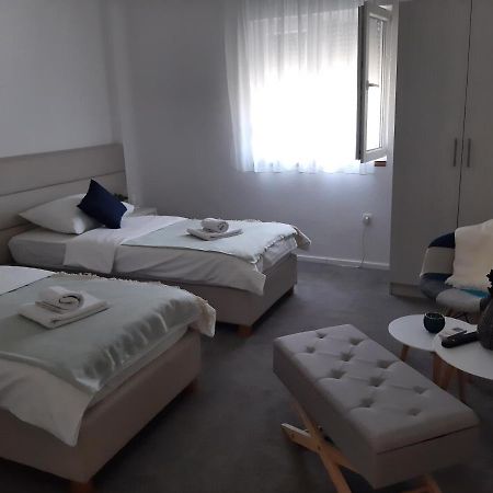 Guest House Vanja Мостар Экстерьер фото