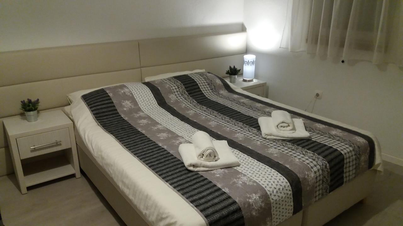 Guest House Vanja Мостар Экстерьер фото