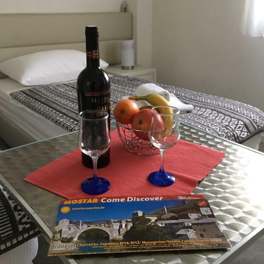 Guest House Vanja Мостар Экстерьер фото
